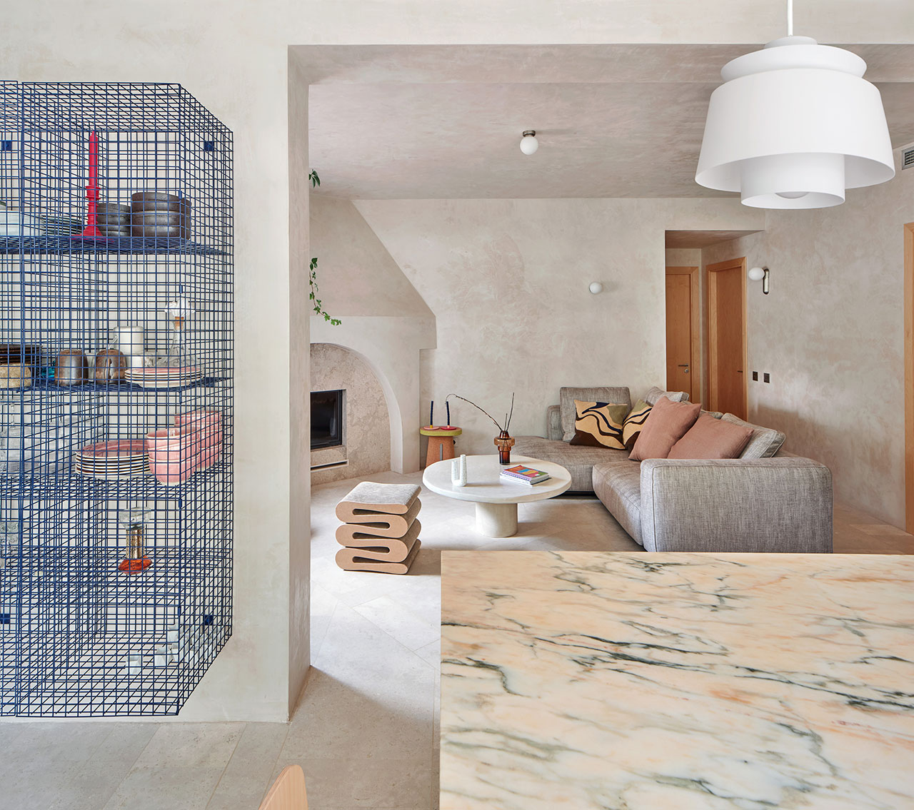 Casamontesa Enlists Urban Aesthetics for a Mountain Retreat in Spain